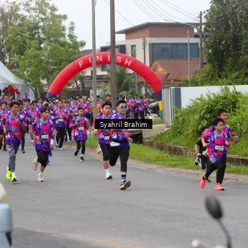 Runner Photo 7611854