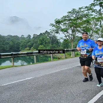 Runner Photo 7611857