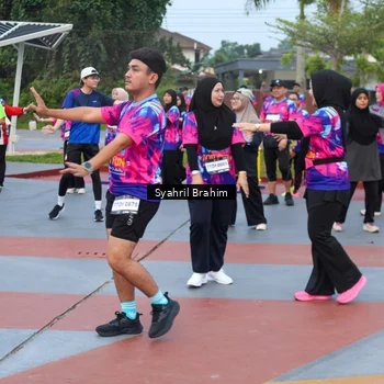 Runner Photo 7611861