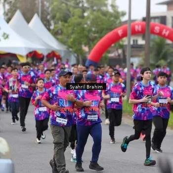 Runner Photo 7611867