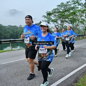 Runner Photo 7611876