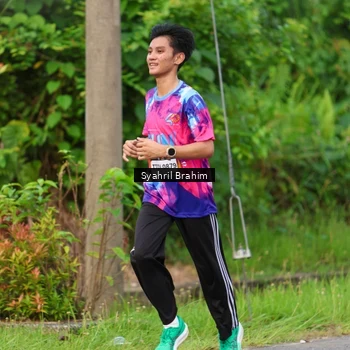Runner Photo 7611885