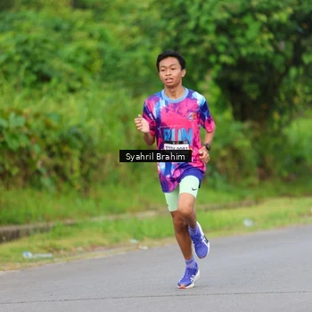 Runner Photo 7611890