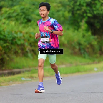 Runner Photo 7611892