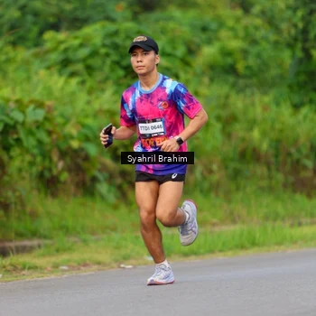 Runner Photo 7611908