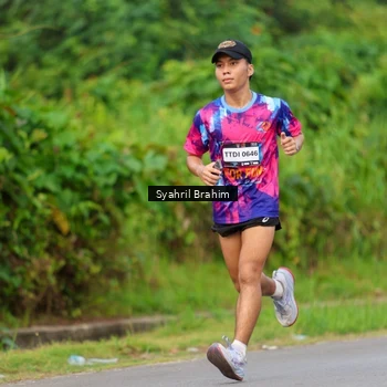 Runner Photo 7611914