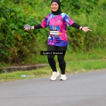 Runner Photo 7611918