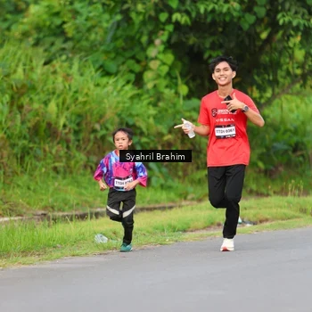 Runner Photo 7611927