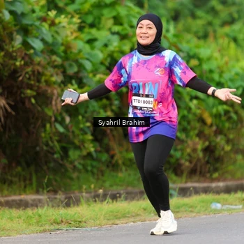 Runner Photo 7611928