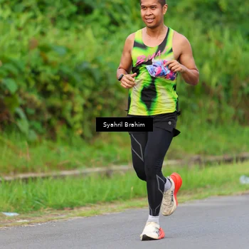 Runner Photo 7611937