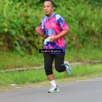 Runner Photo 7611942
