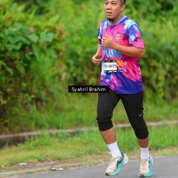 Runner Photo 7611943