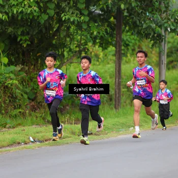 Runner Photo 7611952