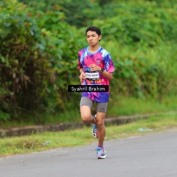 Runner Photo 7611965