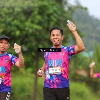 Runner Photo 7611988