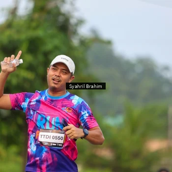 Runner Photo 7612012