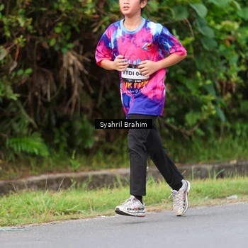 Runner Photo 7612032