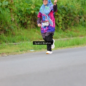 Runner Photo 7612036