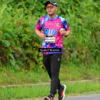 Runner Photo 7612080