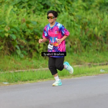 Runner Photo 7612092