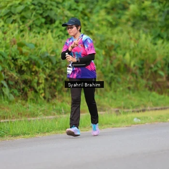Runner Photo 7612097