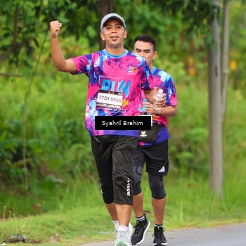 Runner Photo 7612102