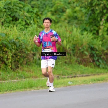 Runner Photo 7612119