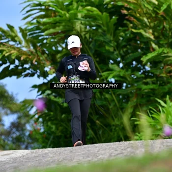 Runner Photo 7612124