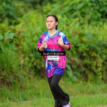 Runner Photo 7612128