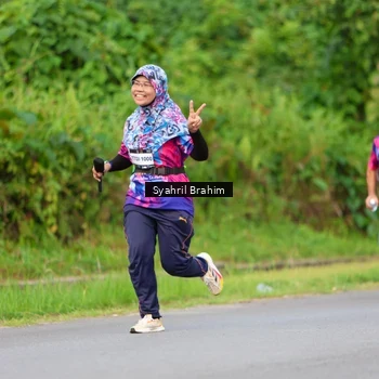 Runner Photo 7612129
