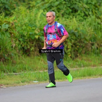 Runner Photo 7612134