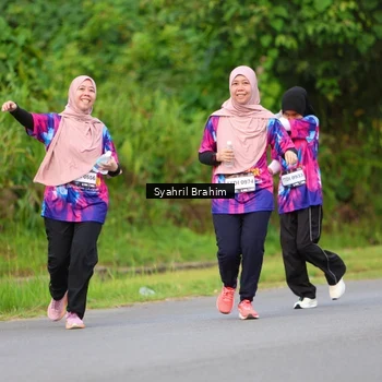 Runner Photo 7612152