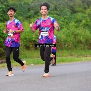 Runner Photo 7612162