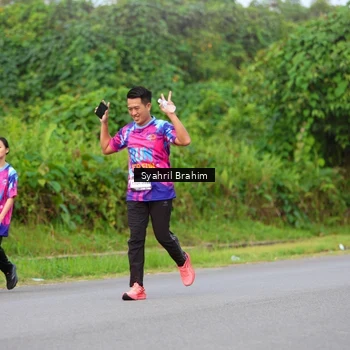 Runner Photo 7612166
