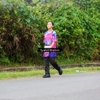 Runner Photo 7612171