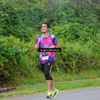 Runner Photo 7612205