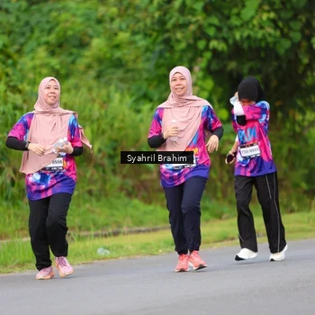 Runner Photo 7612207