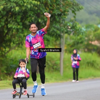 Runner Photo 7612222