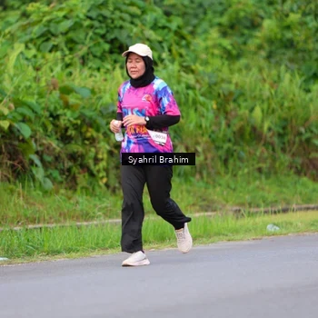 Runner Photo 7612229