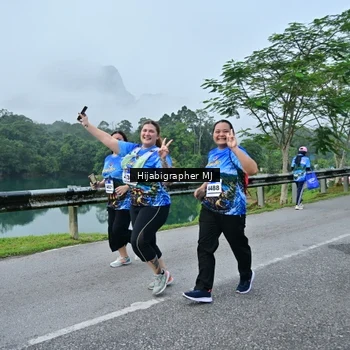 Runner Photo 7612234