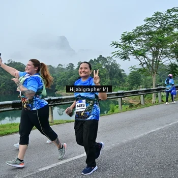 Runner Photo 7612243