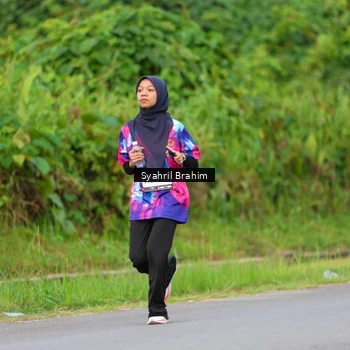 Runner Photo 7612244