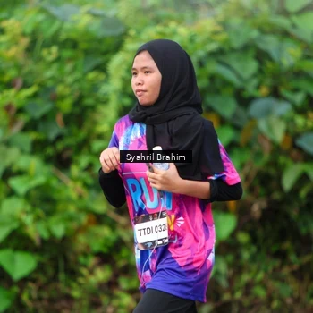 Runner Photo 7612249