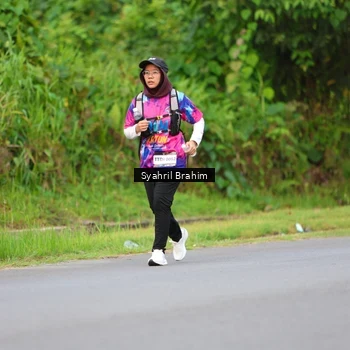 Runner Photo 7612264