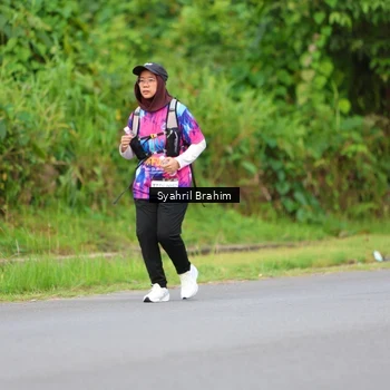 Runner Photo 7612265