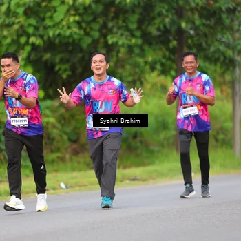 Runner Photo 7612281