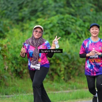 Runner Photo 7612287