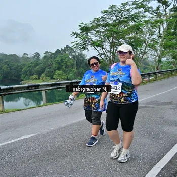 Runner Photo 7612304