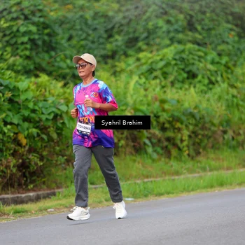 Runner Photo 7612318