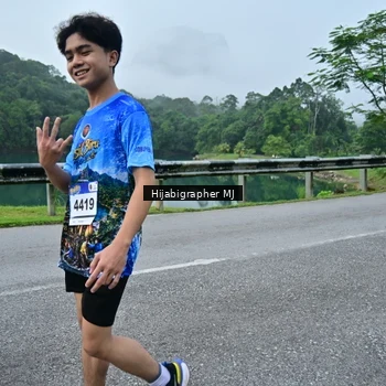 Runner Photo 7612332